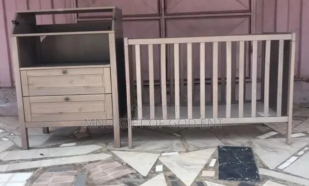 IKEA SUNDVIK Nursery 3 Piece Set - With Wardrobe Grey Brown · Photo 2