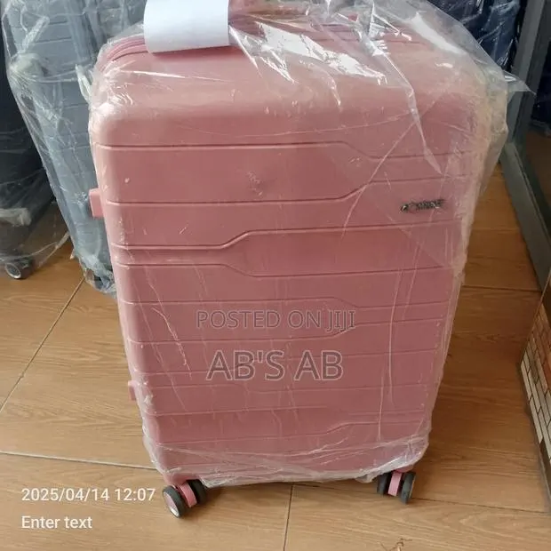 Traveling Bags · Photo 1