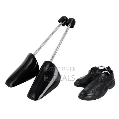 Plastic Shoe Tree/Brace Size 40-46 · Photo 1