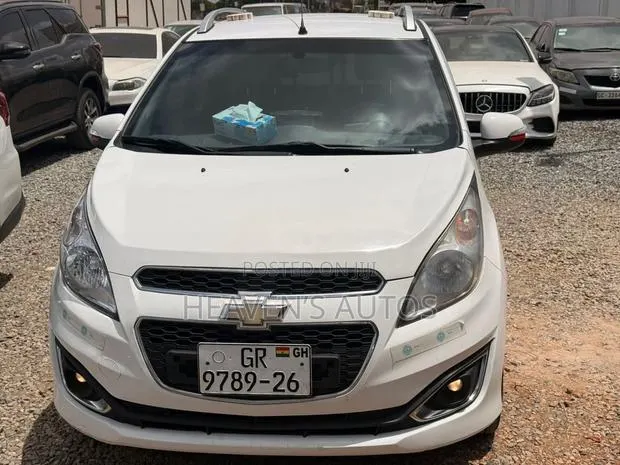 Chevrolet Spark 2014 White · Photo 1