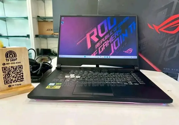 New Laptop Asus F82Q 8GB Intel Core i5 SSD 512GB · Photo 1