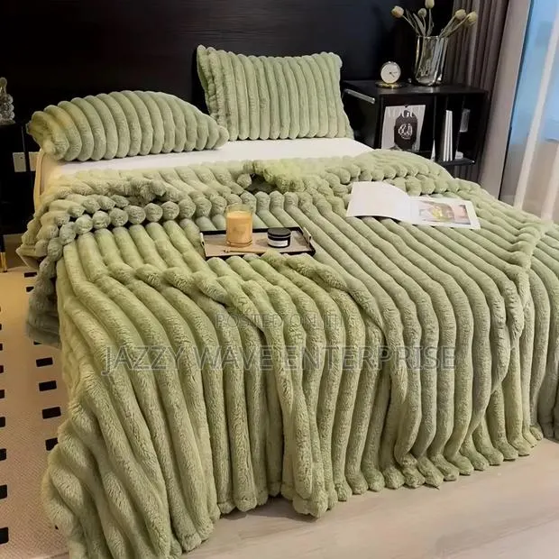 Fluffy Blanket · Photo 1