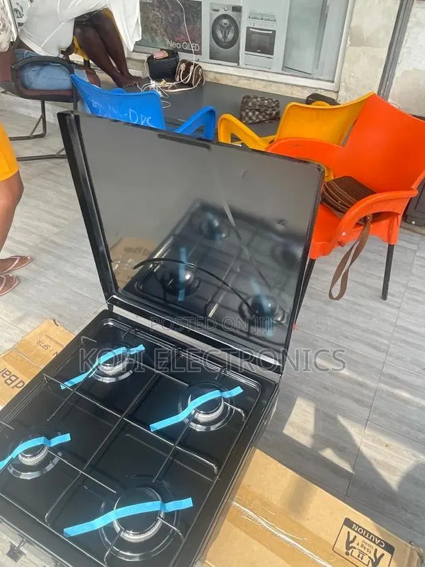 Volcano 4 Burner Gas Stove Efficient Heat Distribution · Photo 1