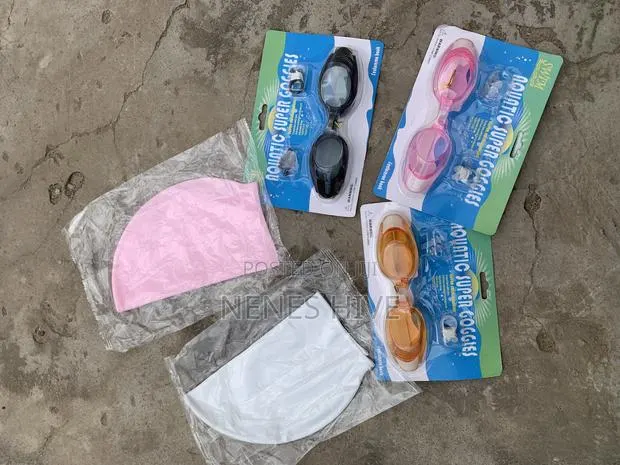Swim Goggles and Cap · Photo 1