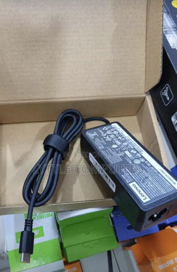 Original Lenovo Type C Charger 65W · Photo 1