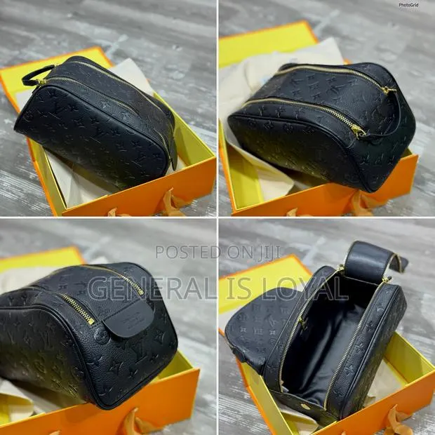 Louis Vuitton Monogram Clutch Bag · Photo 1