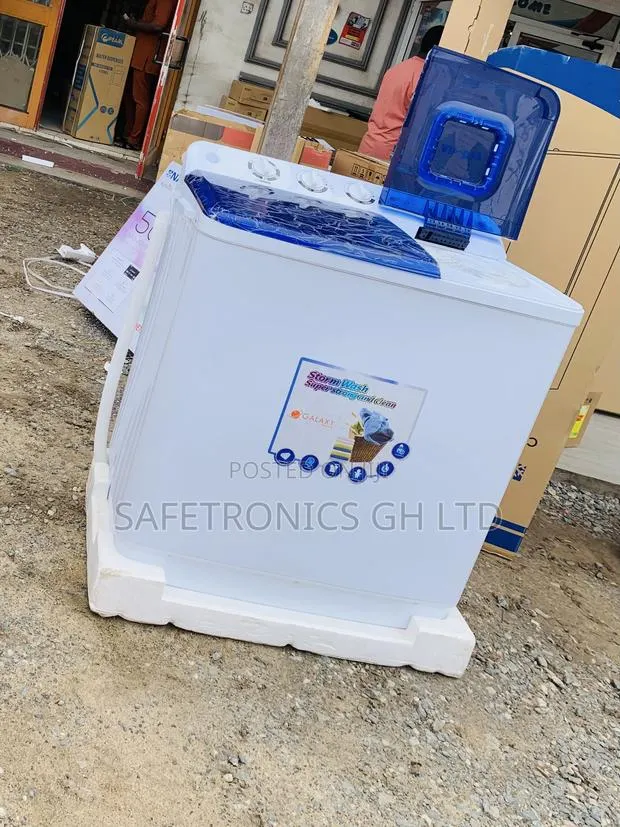 Exclusive White Galaxy 13kg Semi-Automatic Twin Tub Washing Machine · Photo 1