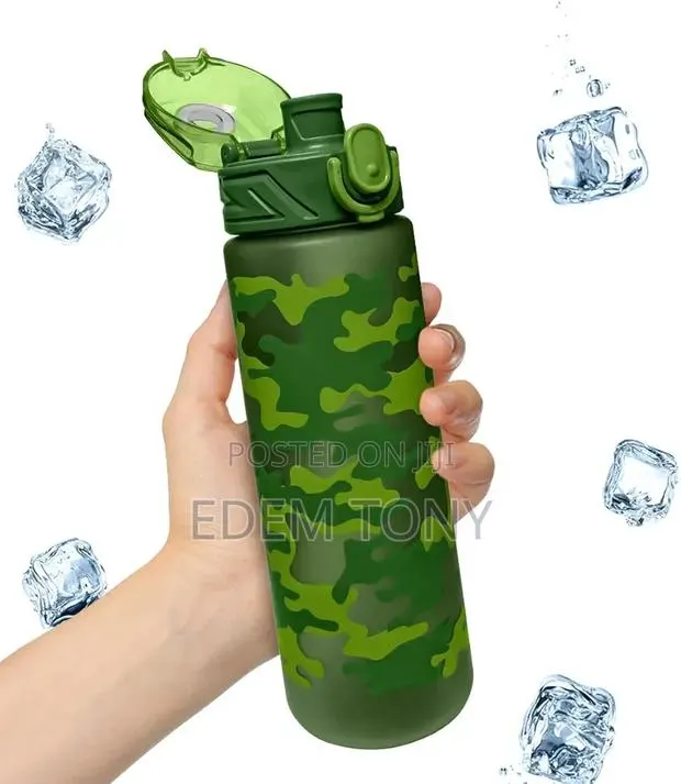 Sport Camouflage 700ml Water Bottle · Photo 1