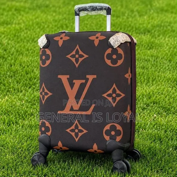 Louis Vuitton 8kg Hand Luggage Traveling Bag · Photo 1