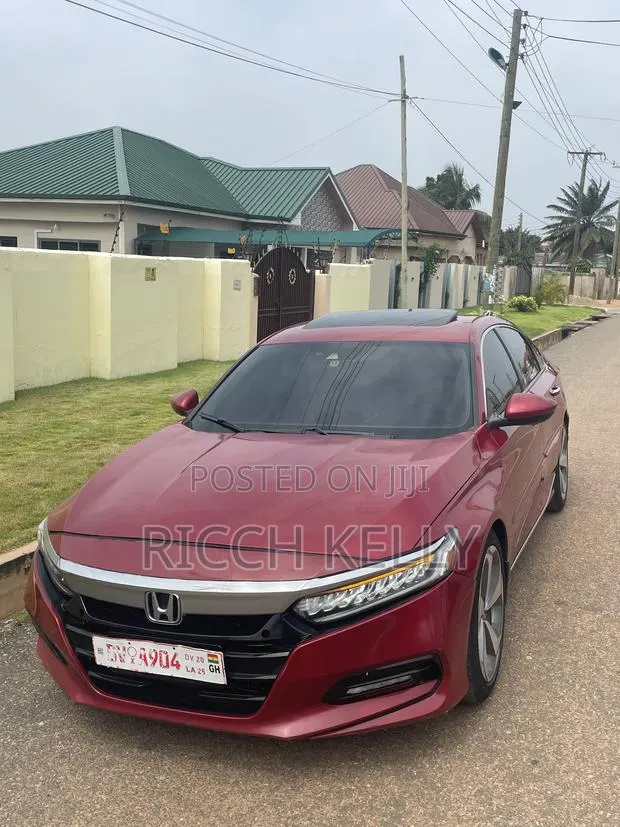 Honda Accord Touring 2.0T 2018 Red · Photo 1