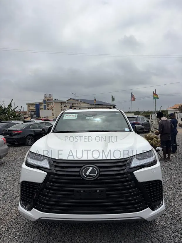 Lexus LX 500d 2026 White · Photo 1