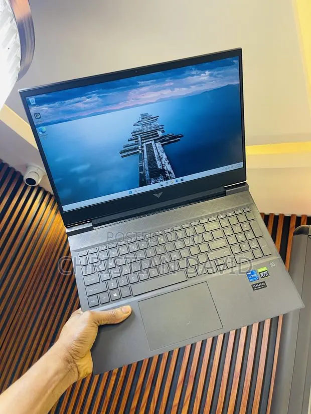 Laptop HP Victus 16 24GB Intel Core i7 SSD 1T · Photo 1