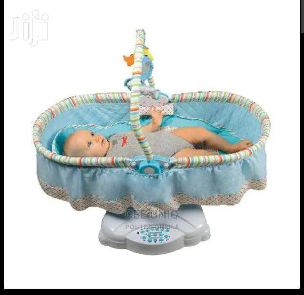 Electric Baby Swing · Photo 1
