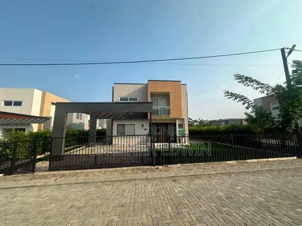 4bdrm House in Little Legon for sale · Photo 1