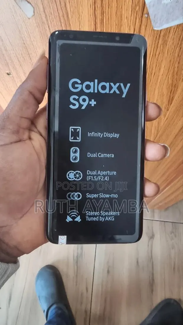 New Samsung Galaxy S9 Plus 64 GB Black · Photo 1