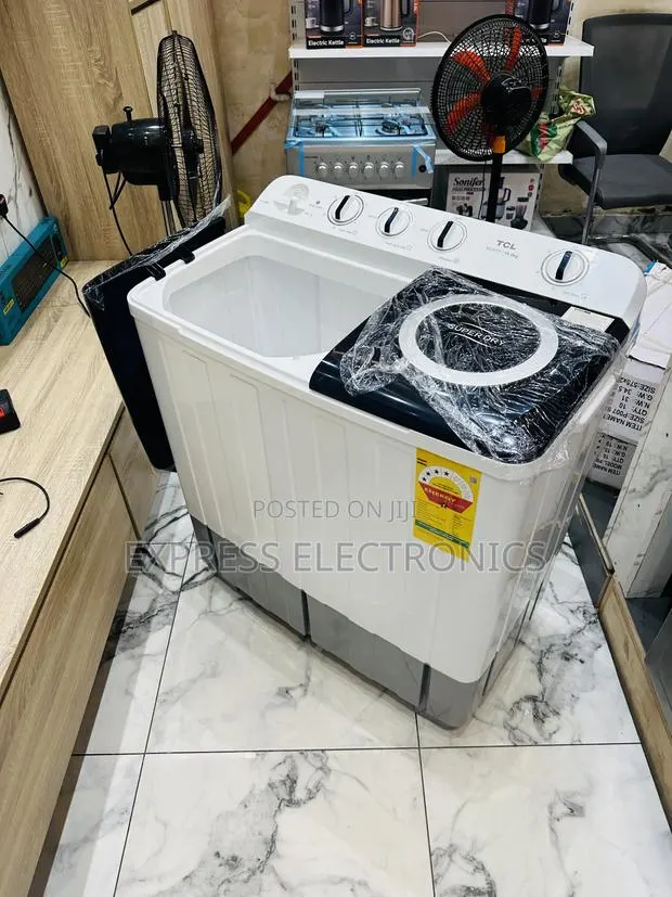 Ultra Modern Sleek TCL 10.5hp Washing Machine · Photo 1