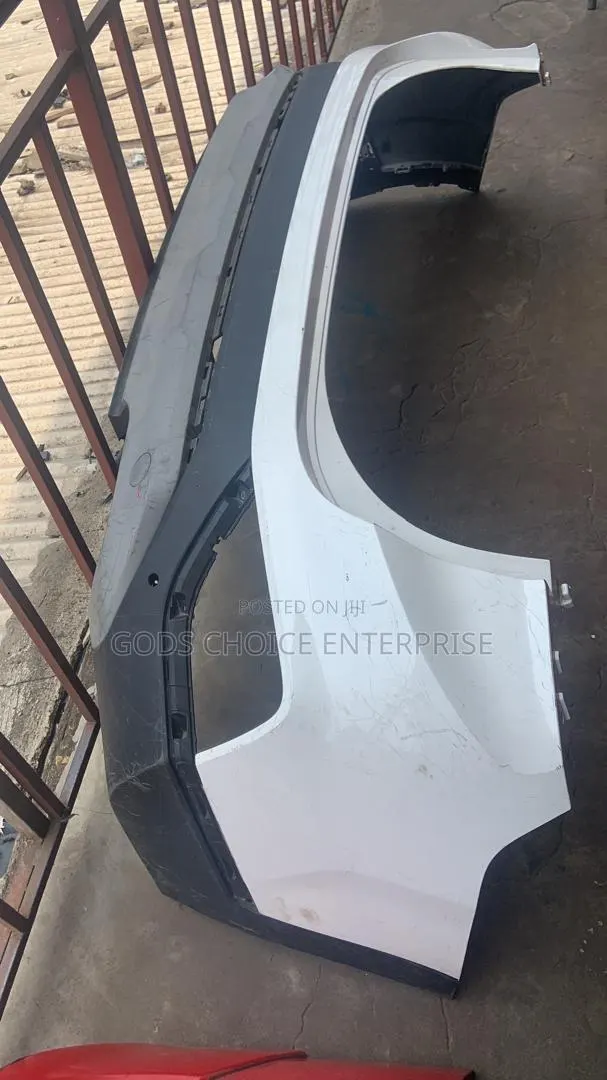 Back Bumper Santafe 2019-2020-2021 · Photo 1