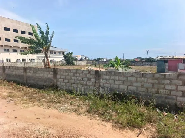 1 Plot of Land Sakumono · Photo 1