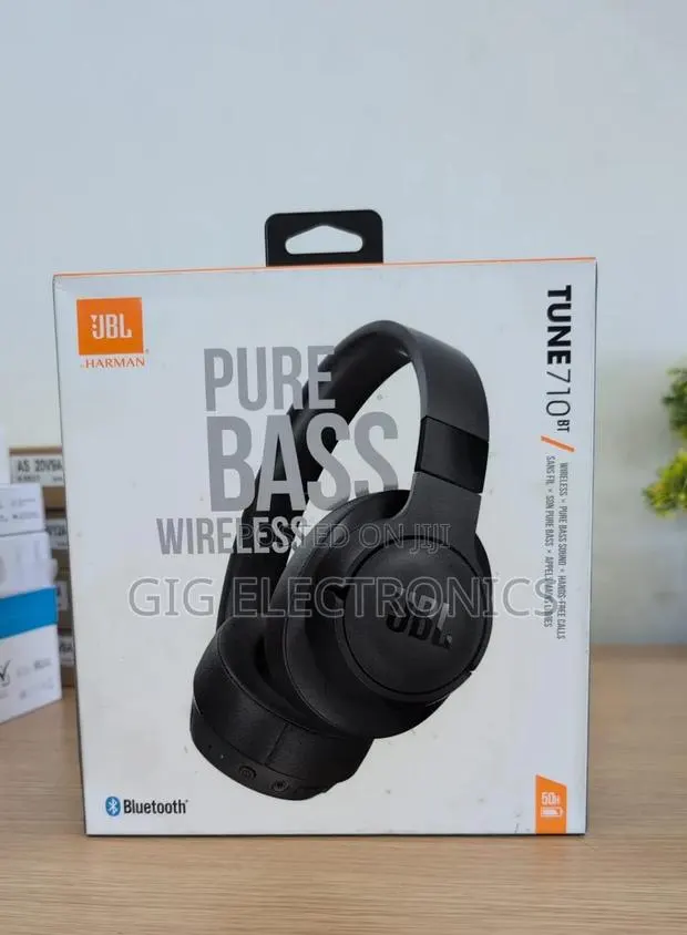 JBL Tune 710bt Wireless Over-Ear Headphone · Photo 1