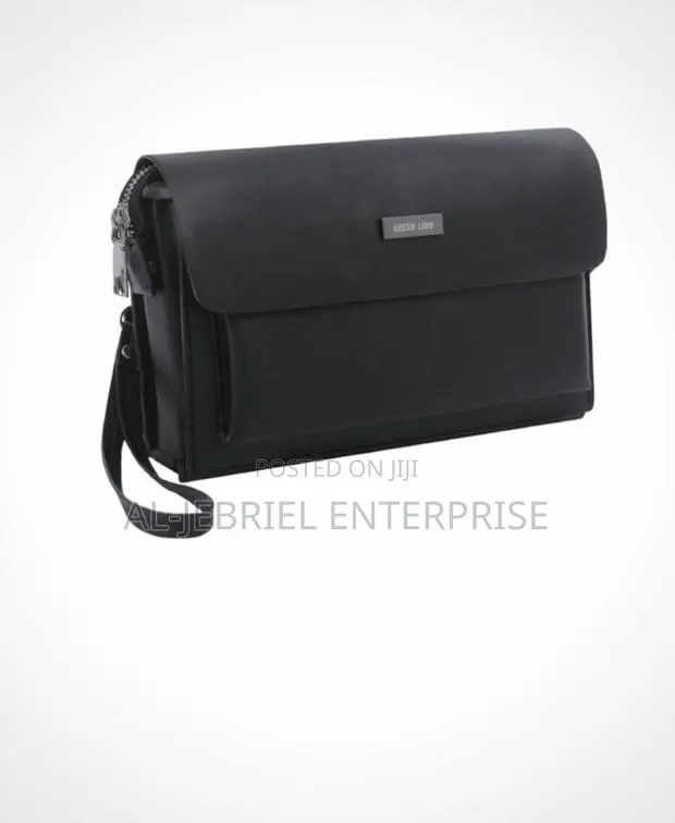 CLUTH BAG Multi Pockets · Photo 1