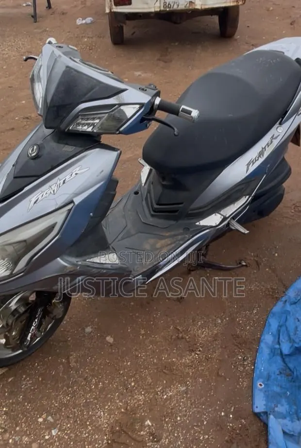 Kymco 2024 Gray · Photo 1