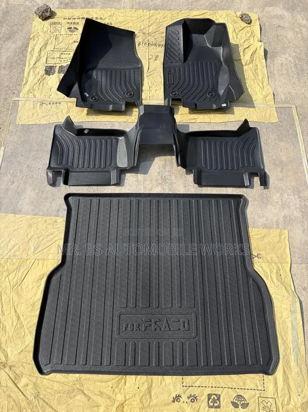 Land Cruiser Prado Floor Mat Carpet Set 2024-2026 · Photo 1