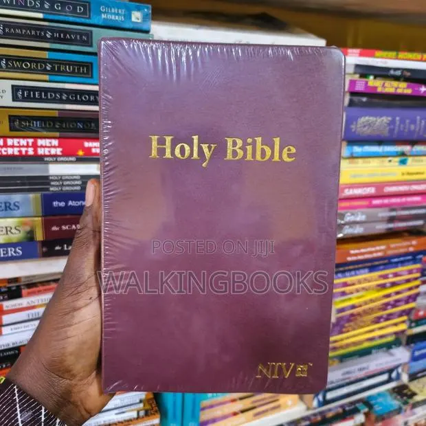 Niv Holy Bible · Photo 1