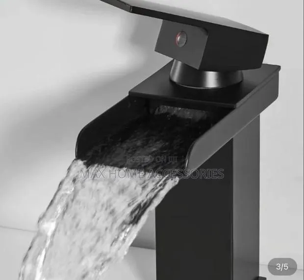 Black Basin Tap · Photo 1