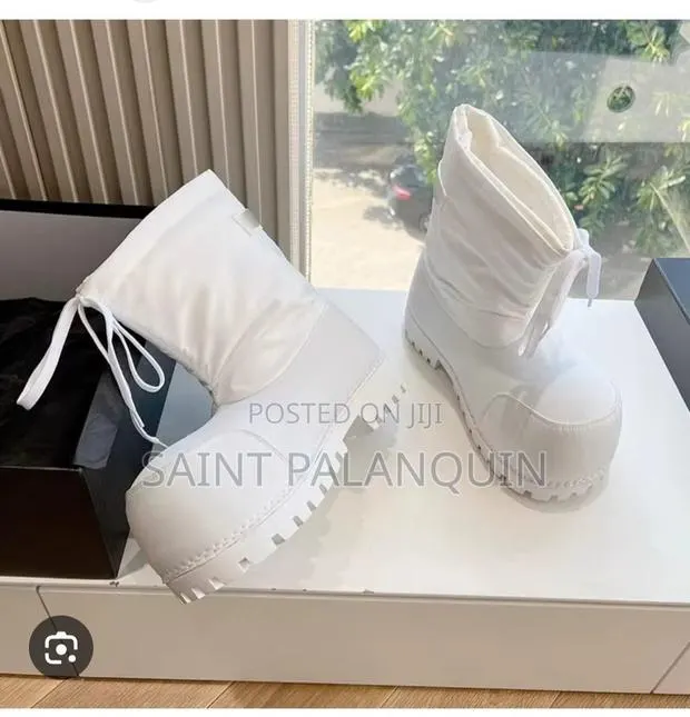 White Balenciaga Alaska Low Boot, · Photo 1