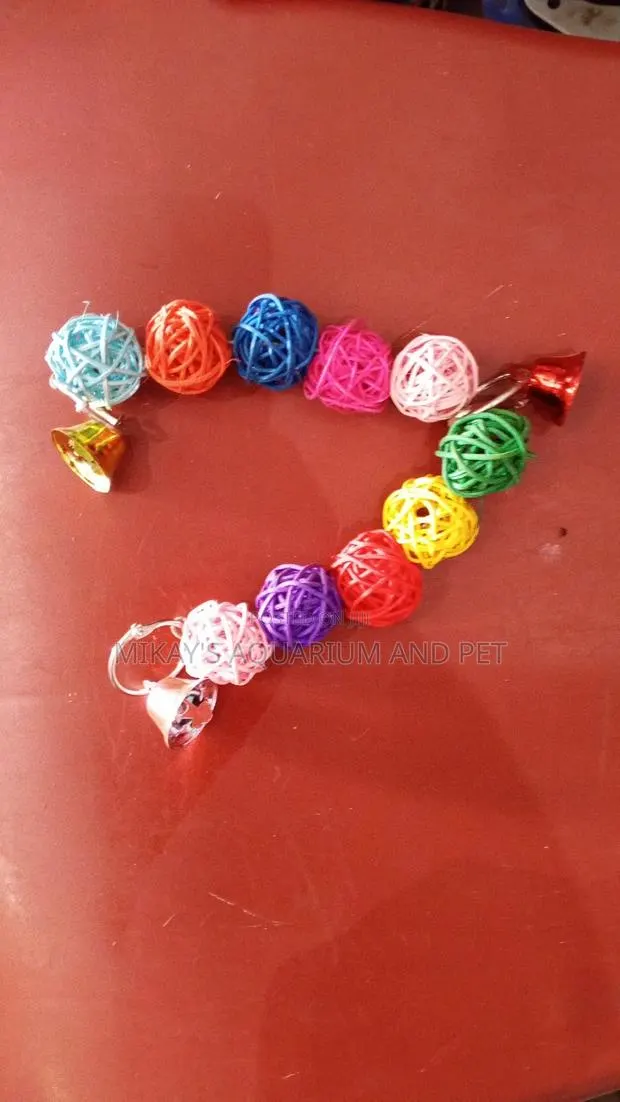 Bird Play Toy · Photo 1