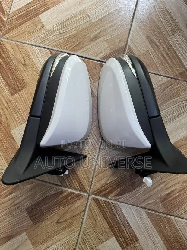 Toyota Highlander 2014, 2015, 2016, 2017, 2018, Mirror Available · Photo 1