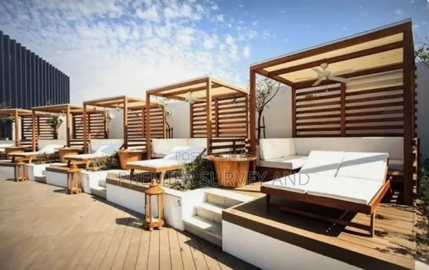 Roof-Top Pergola Installation · Photo 1