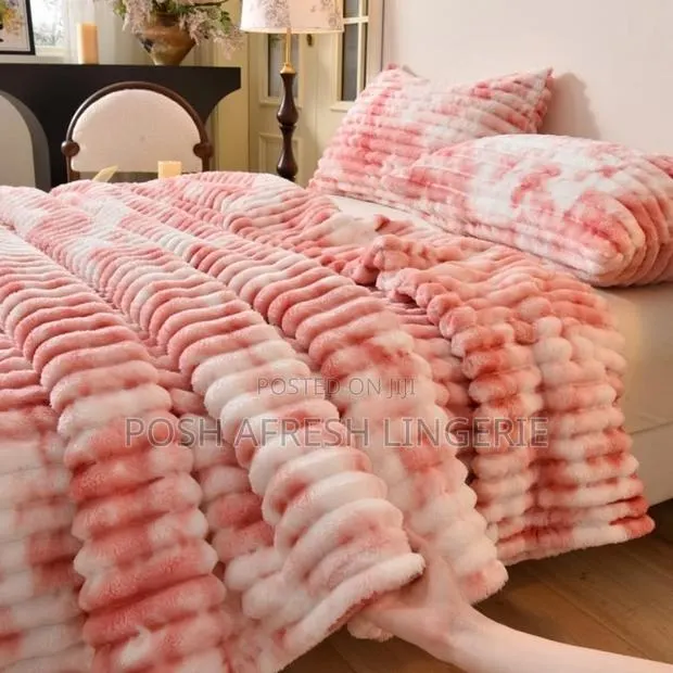 Bubble Blankets Fleece · Photo 1