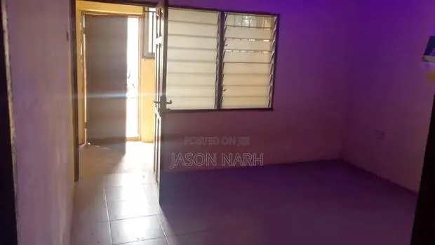 1bdrm Room & Parlour in Adenta for rent · Photo 1