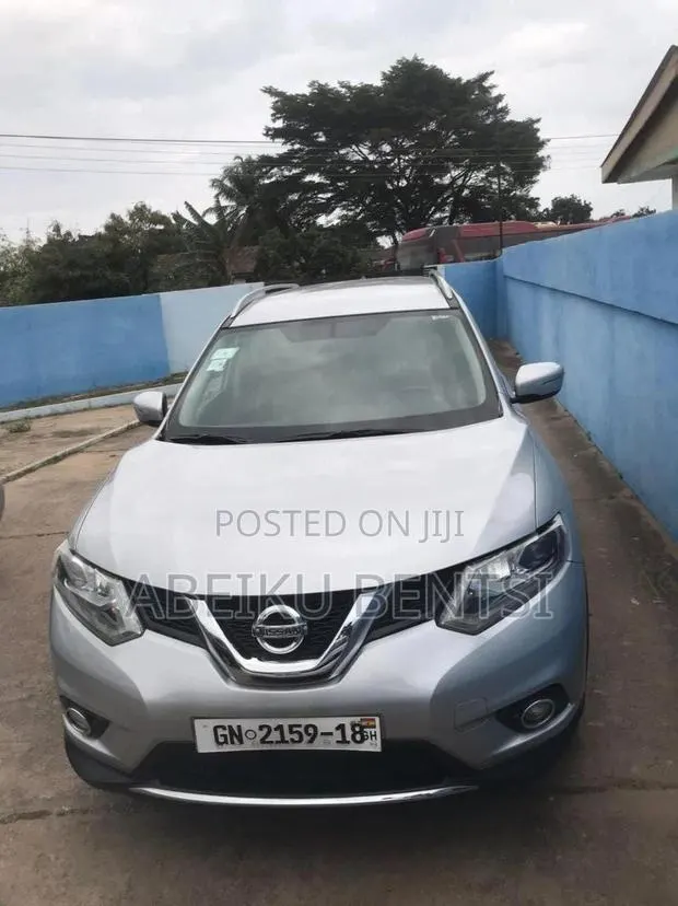 Nissan X-Trail 2.5 Petrol AWD 2018 Silver · Photo 1