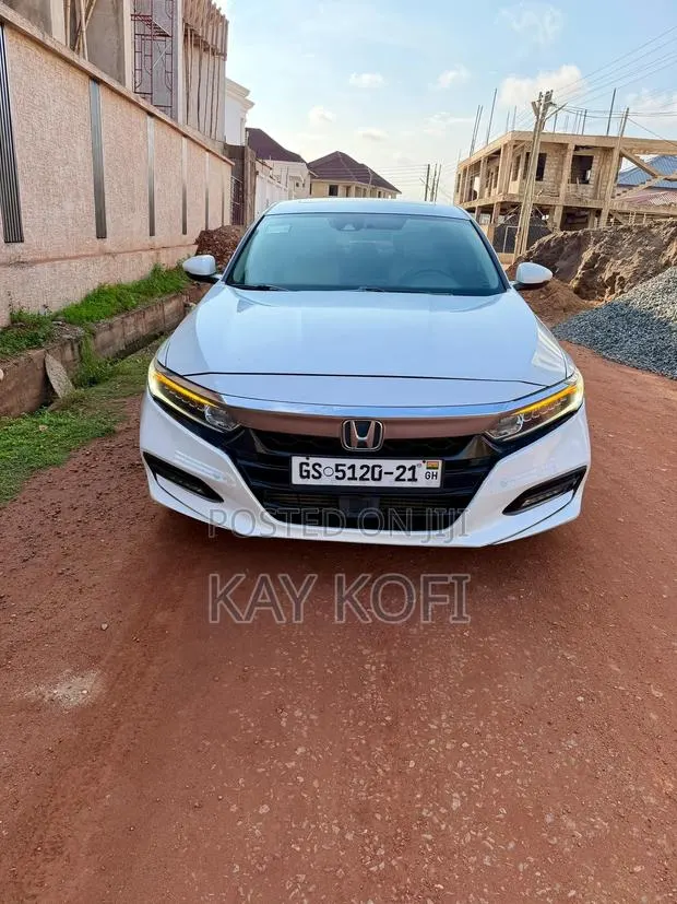 Honda Accord EX 2018 White · Photo 1