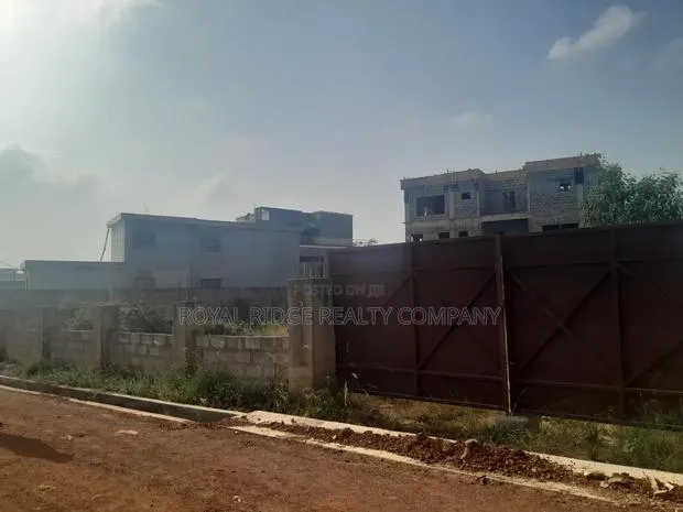 A Plot of Land for Sale in a Gated Community · Photo 1