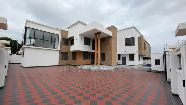 5bdrm House in East Legon, Accra Metropolitan for sale · Photo 1