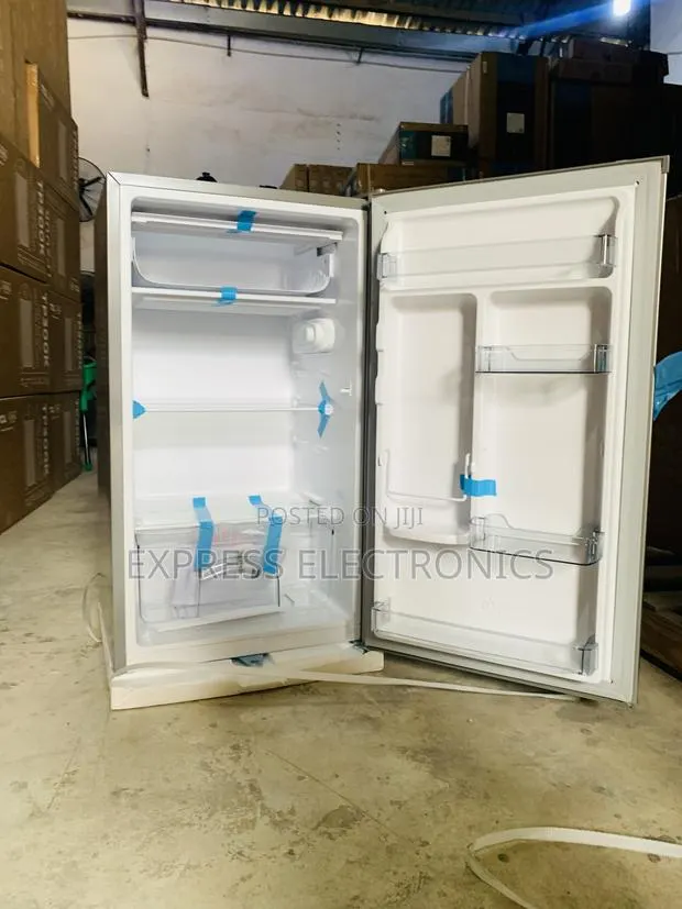 Purchase the New Single Door Fridge TCL · Photo 1