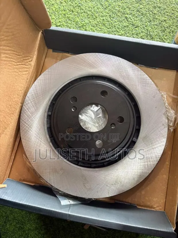 Toyota Highlander,Kluger, Lexus Rx350, Rx450h, Nx200t/Nx300h Font Disc · Photo 1