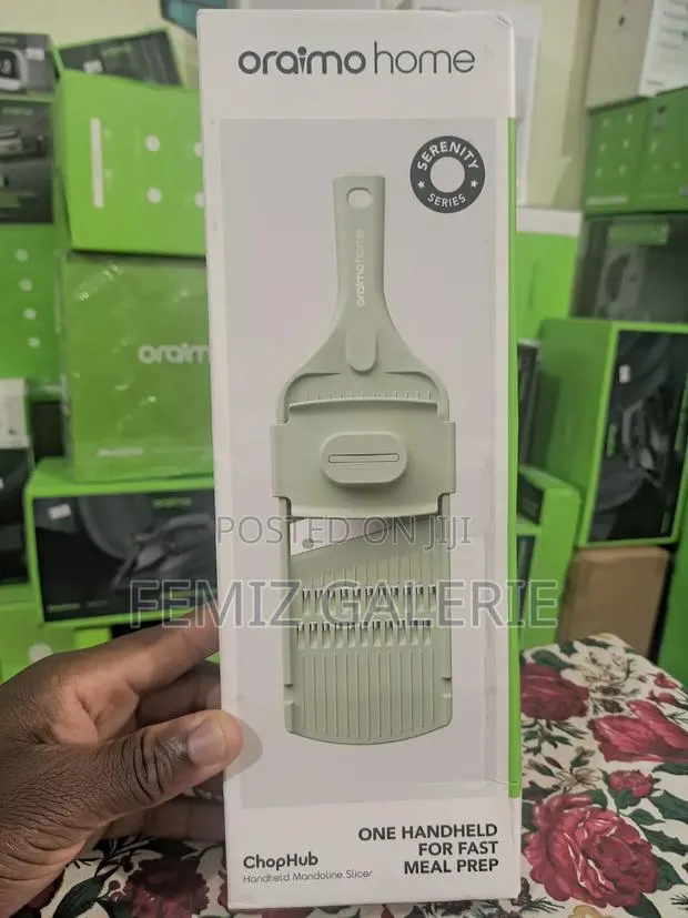 Oraimo ChopHub 3 in 1 Versatile Easy‐Clean Handheld Mandoline Slicer · Photo 1