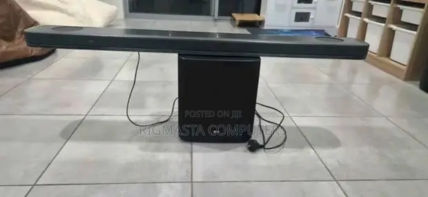 High End Soundbar · Photo 1