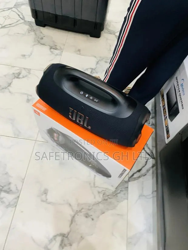 Order Fabulous JBL Boombox 4 Portable Waterproof Bluetooth Speaker · Photo 1
