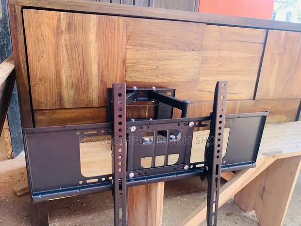 Strong Full Motion TV Wall Mount for Most 32-75 Inch,Black. · Photo 1