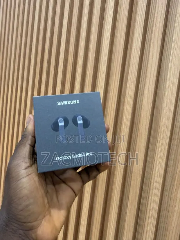 Samsung Buds 4pro · Photo 1