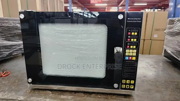 Commercial Convection Oven With Steam · Photo 2