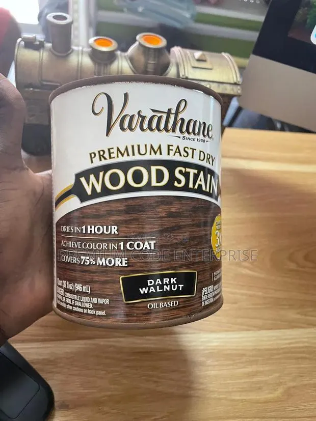 Dark Walnut Wood Stain – Rust-Oleum Varathane, Fast Dry, Oil · Photo 1