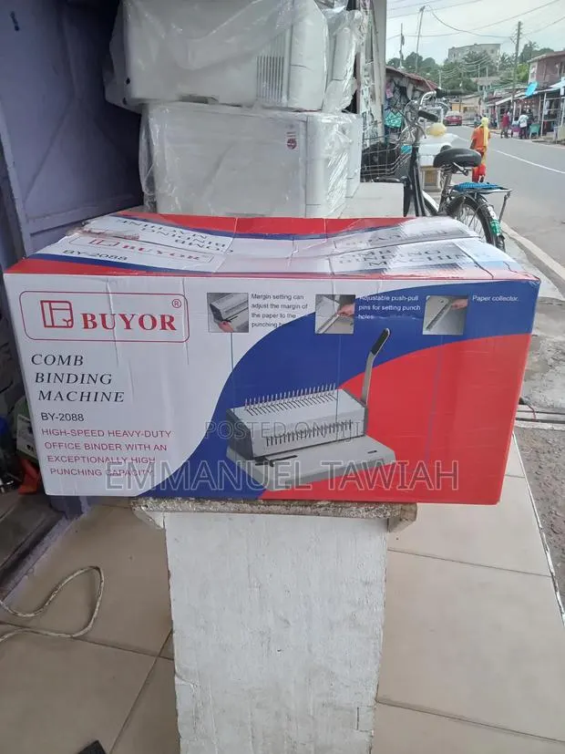 Buyor Comb Binding Machine · Photo 1