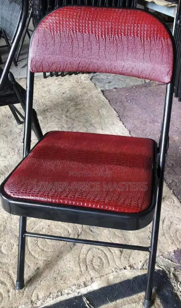 New Folding Conference Chairs · Photo 1