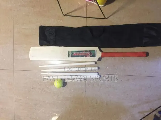 Cricket Club Bat Racket New Game With Poles · Photo 1